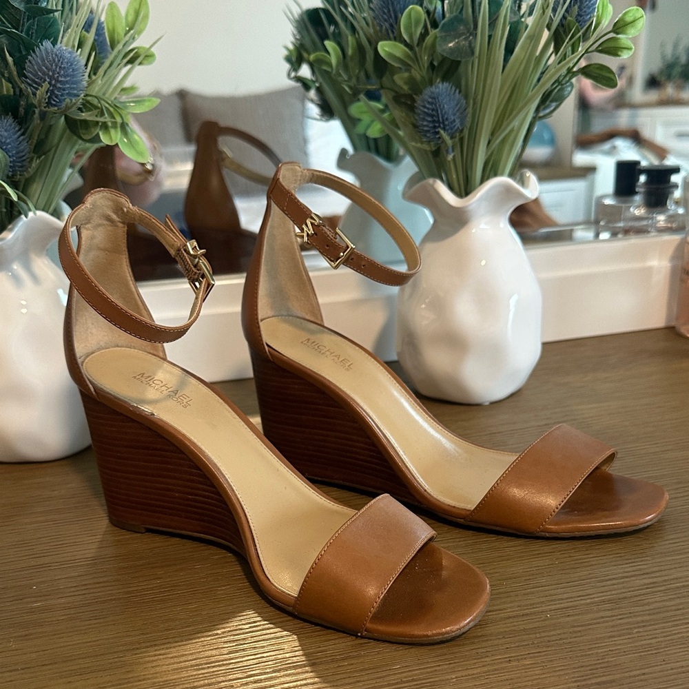 Michael Kors Tan Wedges